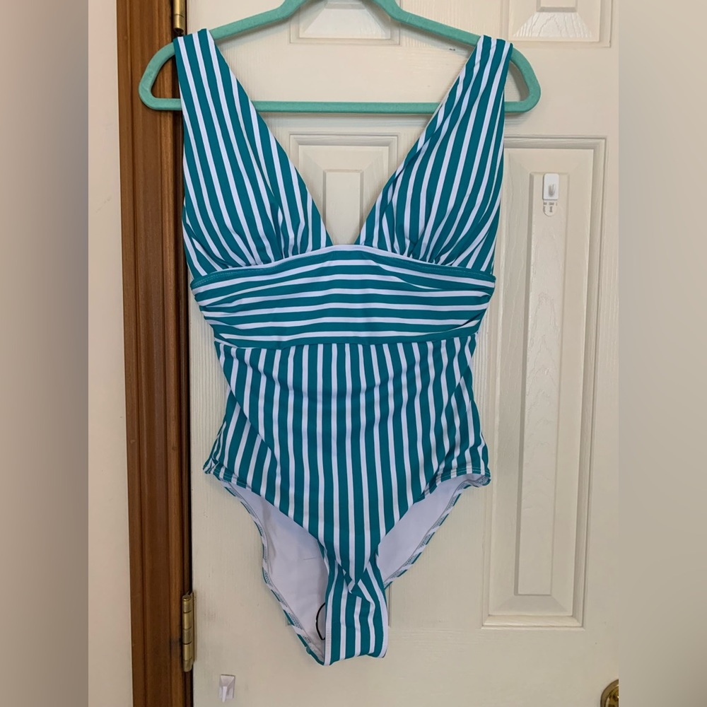 SHEIN striped one piece swimsuit size Large (8/10)